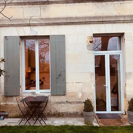 Villa Escapade Girondine à Saint-Sulpice-et-Cameyrac Extérieur photo